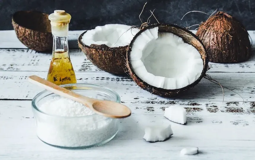 Recette de baume à lèvres à l'huile de noix de coco